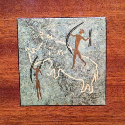 6 wooden coasters with prints depicting Bushman paintings